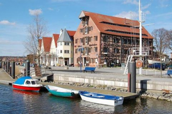 Peene Flusskreuzfahrt Peene Flusskreuzfahrt